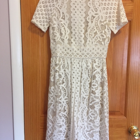 dress - Picture 2 of 4